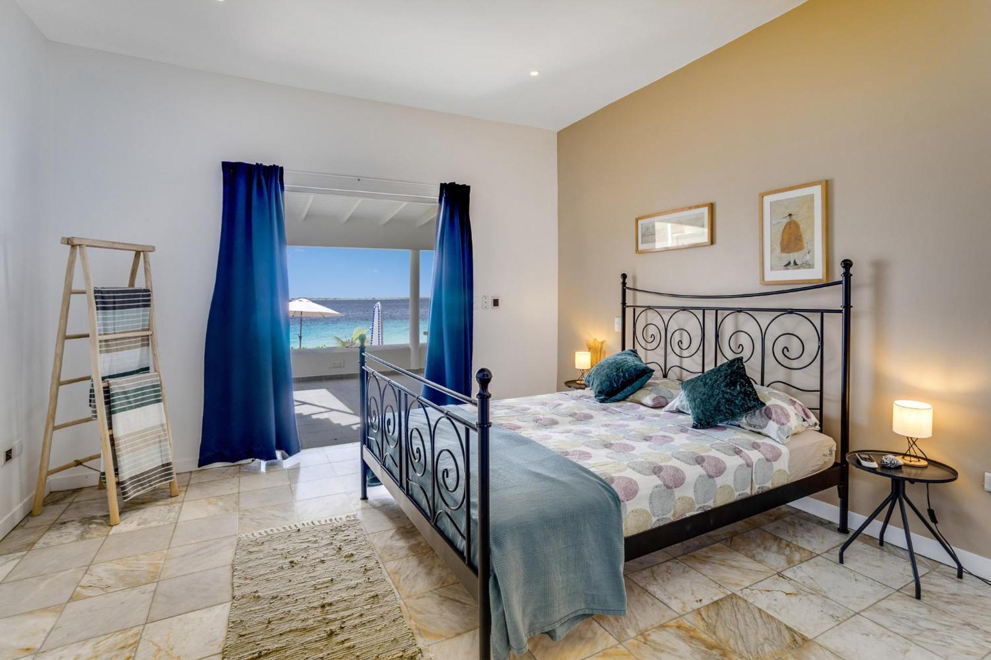 Oceanfront - Villa Port Of Call - Kralendijk  Ngoại thất bức ảnh