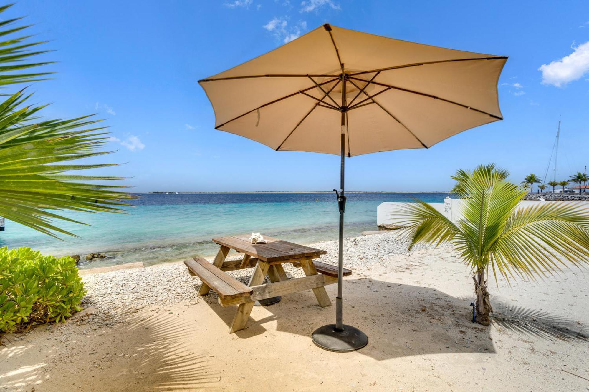 Oceanfront - Villa Port Of Call - Kralendijk  Ngoại thất bức ảnh