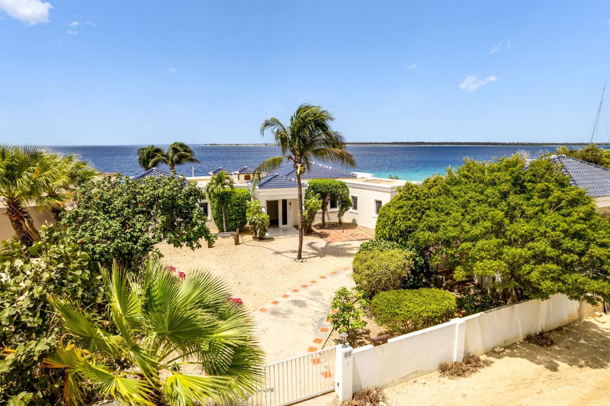 Oceanfront - Villa Port Of Call - Kralendijk  Ngoại thất bức ảnh