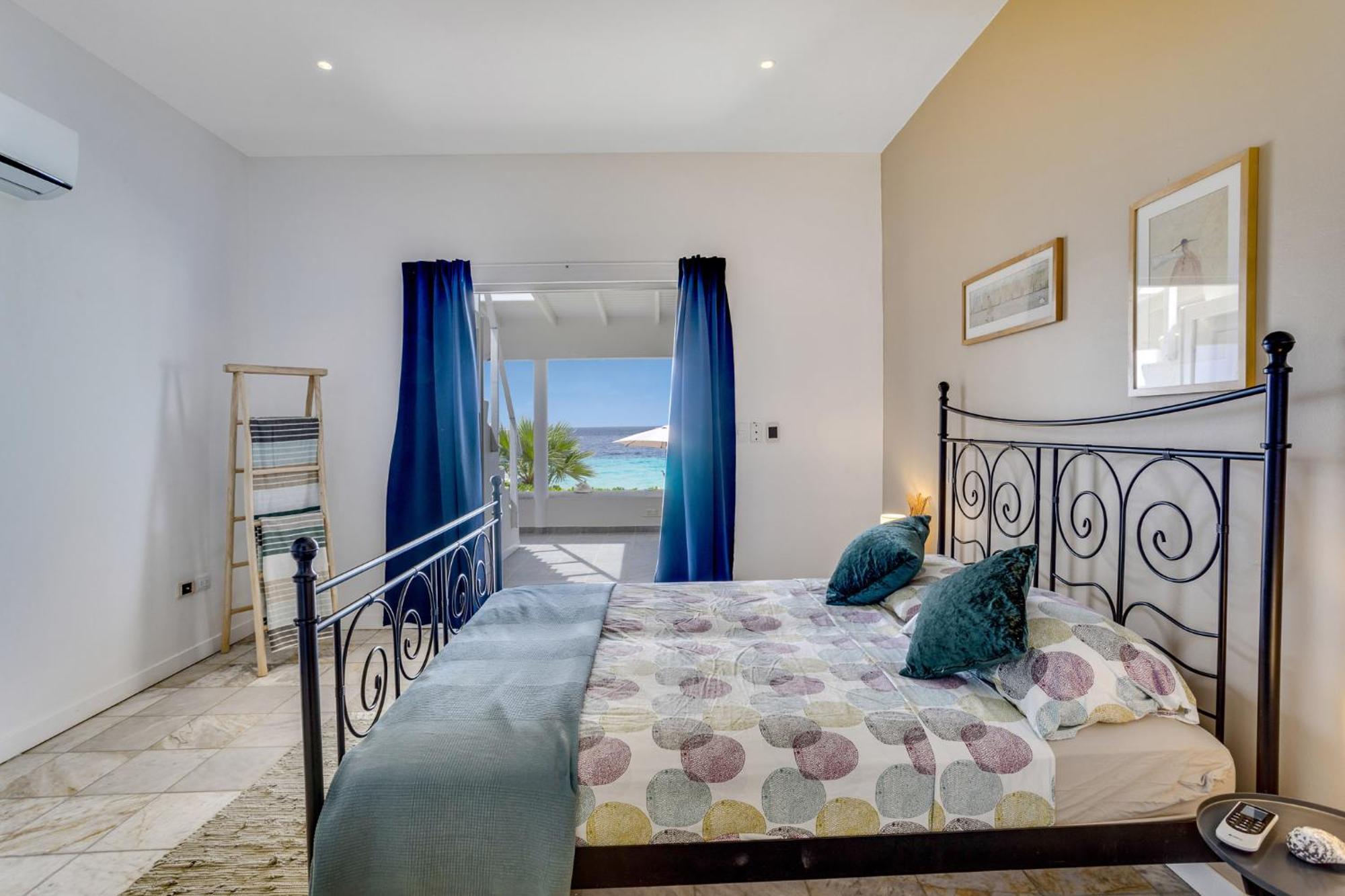 Oceanfront - Villa Port Of Call - Kralendijk  Ngoại thất bức ảnh