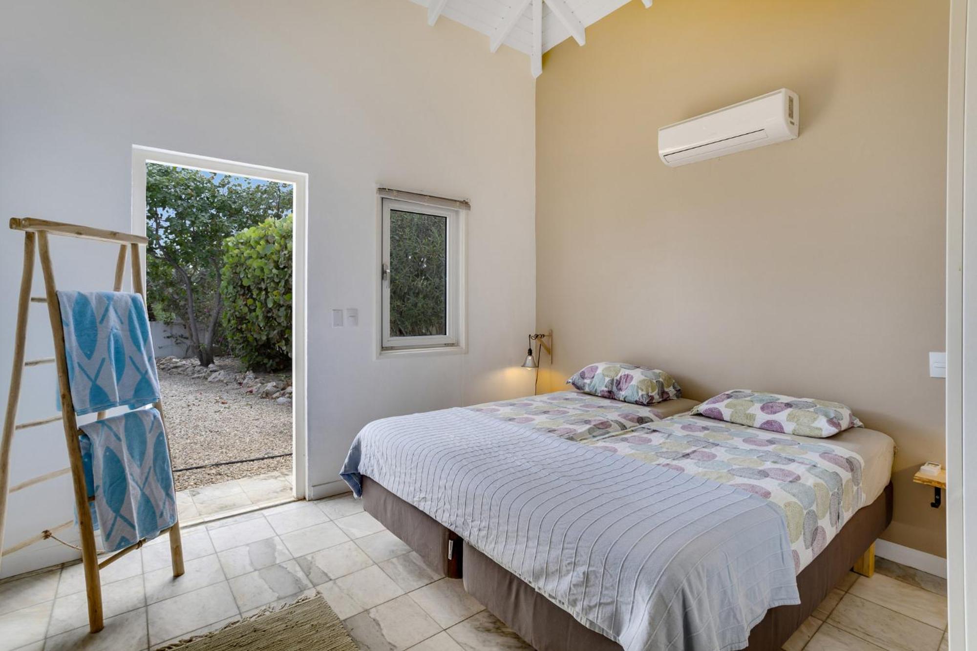 Oceanfront - Villa Port Of Call - Kralendijk  Ngoại thất bức ảnh